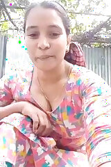 Cute Desi Vlg Girl Out Door bathing | aunty cute desi