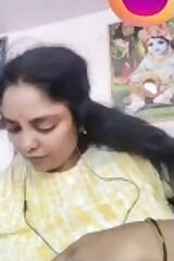 Desi BBW Bhabhi Shows Boobs | aunty bbw boobs